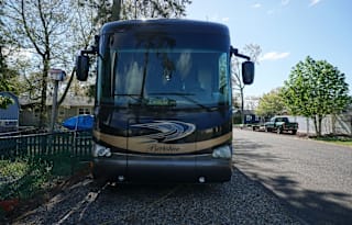 2015 Forest River RV Berkshire 38A Bunkhouse