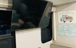 2021 Coachmen RV Pursuit 31BH