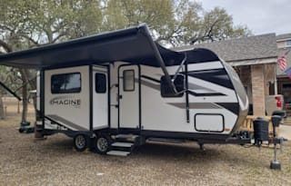 RV sleeps 2. pet friendly