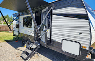 2021 Keystone RV Hideout 21BHWE