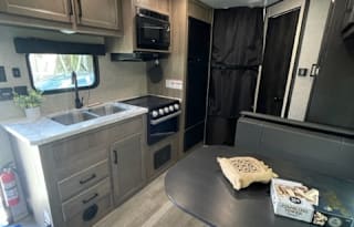 New 2022 Jayco Jay Flight SLX