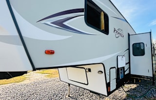 2018 Heartland Pioneer PI322