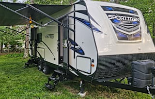 2018 Venture RV SportTrek 251VRK