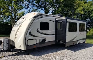 Pet and Kid Friendly RV Rental