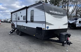 Hideout Haven: Comfort & Style