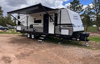 2022 Coleman Lantern 295QBWE Unit 16