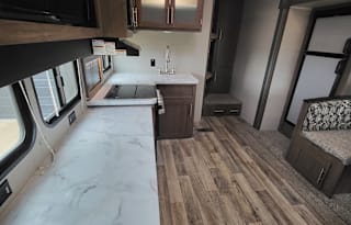 2019 Keystone RV Hideout 295BHS