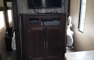 2017 Forest River RV Cherokee Grey Wolf 26DBH