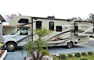 Perfect for a family.Freedom  Elite THOR 29FE