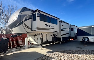 2016 Keystone RV Montana 3711 FL