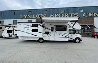 2022 GULFSTREAM WITH BUNK BEDS AND KIDS APPROVED