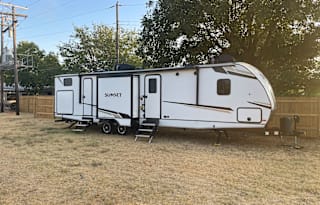2022 CrossRoads RV Sunset Trail SS331BH