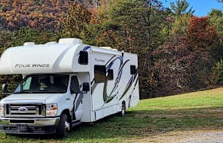 2022 Thor Motor Coach Four Winds 30D [DREAM WAYS]