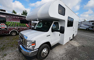 2023 Family Friendly Motorhome (2)