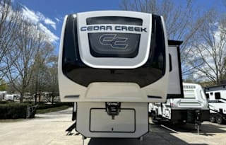 2024 Cedar Creek Bunk Room with own Bath Plus Loft