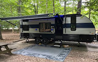 2022 Forest River RV Cherokee Grey Wolf 22MKSE