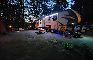 2018 CrossRoads **TWO BEDROOMS!!!**