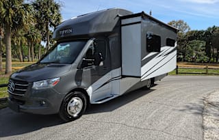 Luxury Camping in a Tiffin Wayfarer Mercedes-Benz