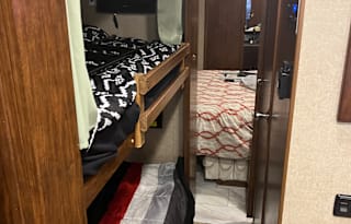 2017 Coachmen RV Mirada 35BH