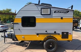 Small Travel Trailer - Sunray 129