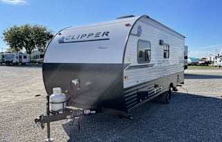 2022 Coachmen RV Clipper Ultra-Lite 182DBU
