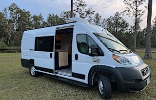 Vancy - The Fancy Campervan
