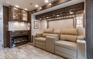 Frank and Suzanne's Motorhome Rental