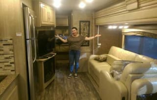 2017 Coachmen RV Sportscoach Cross Country SRS 360DL