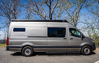 Dexter - 2021 Mercedes Sprinter 170"