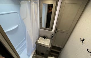 2022 Dutchmen RV Kodiak Ultra Lite 283BHSL