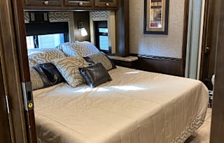 2017 Tiffin Motorhomes Allegro 36 UA