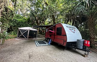 Ladybug Retreat: 2016 Winnebago Micro Minnie