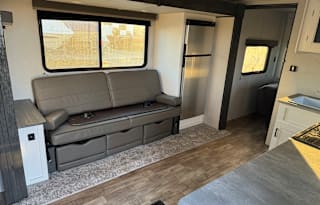 2022 Keystone Hideout 250BH