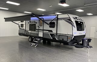 ***RARE*** 2022 Coachmen RV Apex Ultra-Lite 256BHS
