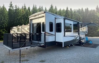 DURANGO with Fold-Out Patio & Private King Master