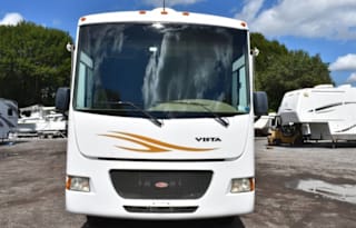 2010 Winnebago Vista 30W