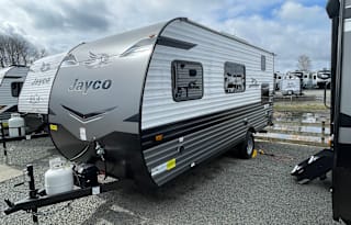 Small trailer perfect for newbies and families!