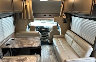 2023 Thor Motor Coach Four Winds 28A