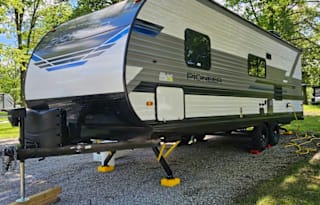 Discover the Joy of Camping w/ the Family!