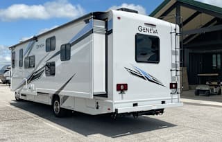 Luxurious - Easy to Drive - Easy to Setup