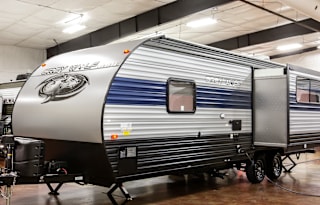 MEO's 2020 NEW 30ft Grey Wolf 23MK