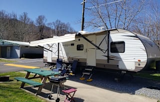 A Forest River, Family and Pet Friendly Bunkhouse