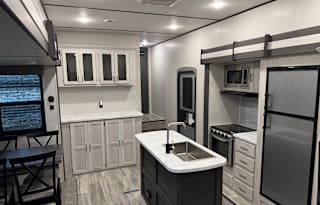 2022 Keystone RV Sprinter 35BH