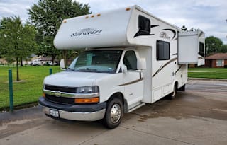 Fun to Drive, Move in Ready,  Classic Layout!!