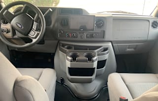 2022 Coachmen Leprechaun 260DS Ford 450, Sleeps 8