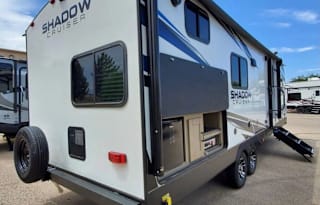 Family Friendly 2022 Cruiser Shadow Cruiser BH
