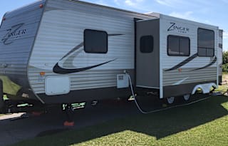 2015 Zinger ZT30kb