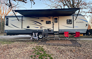 2019 Puma 2 Queen Bedrooms/Sleeps 8