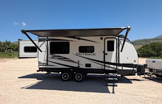 The Escape Pod 2019 Keystone Outback 210URS