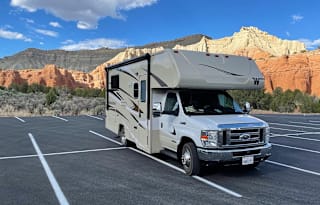Pet/friends/family friendly Minnie Winnebago